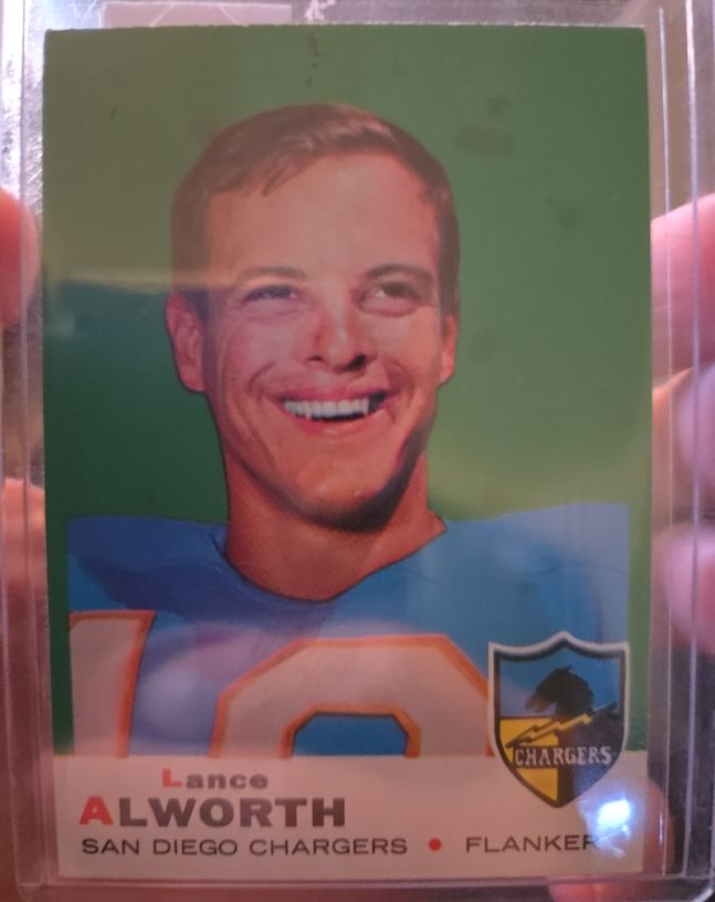 1969 Topps #69 Lance Alworth — front