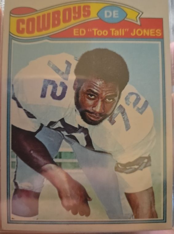 1977 Topps #314 Ed "Too Tall" Jones — front