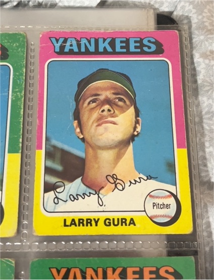 1975 Topps #557 Larry Gura — front