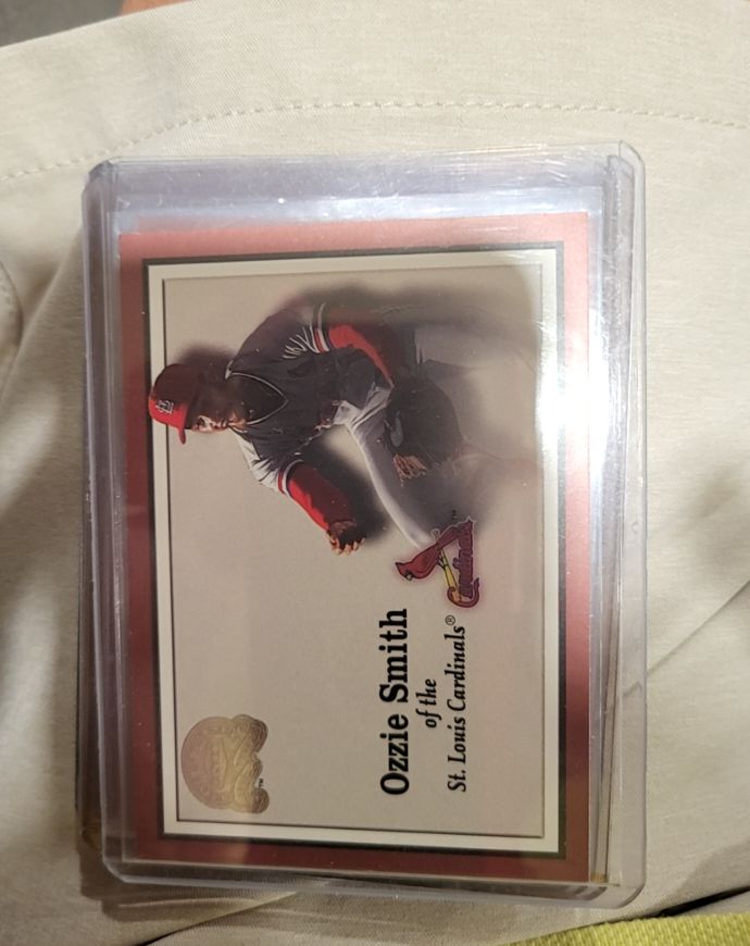 2000 Fleer Greats of the Game #8 Ozzie Smith — front