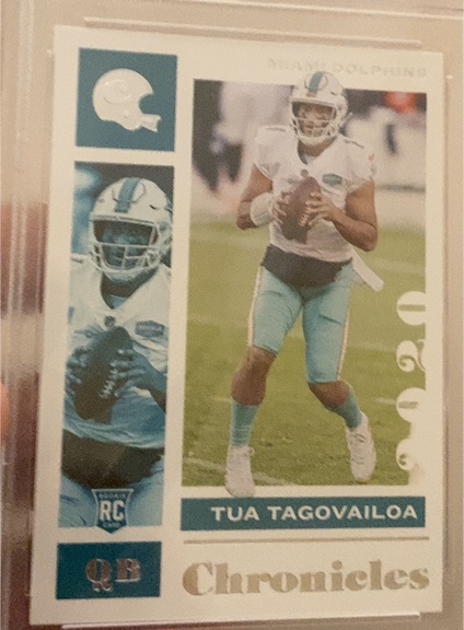 2020 Panini Chronicles #60 Tua Tagovailoa Rookie Card — front