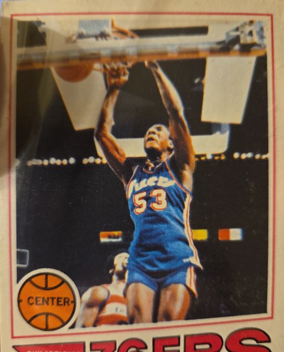 1977 Topps #132 Darryl Dawkins — front