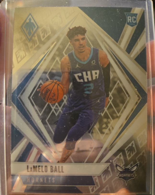 2020-21 Panini Chronicles Phoenix #569 LaMelo Ball — front