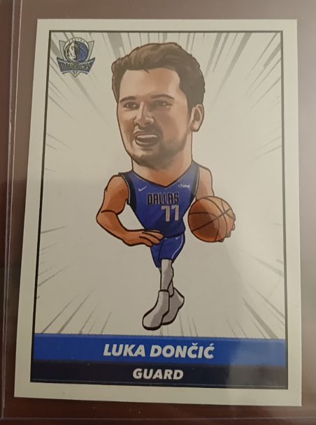 2021-22 Panini Sticker & Card Collection #302 Luka Dončić — front