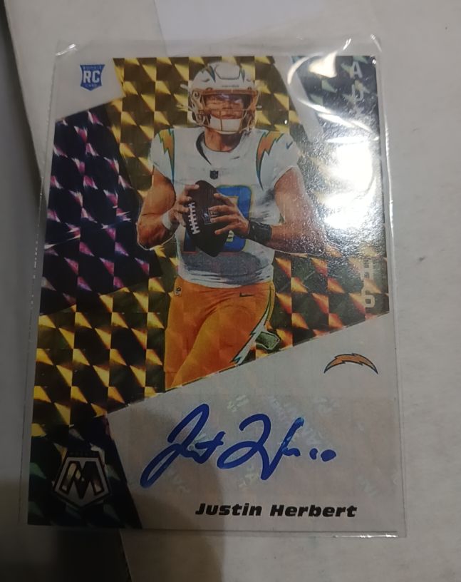 2020 Panini Mosaic #RA16 Justin Herbert — front
