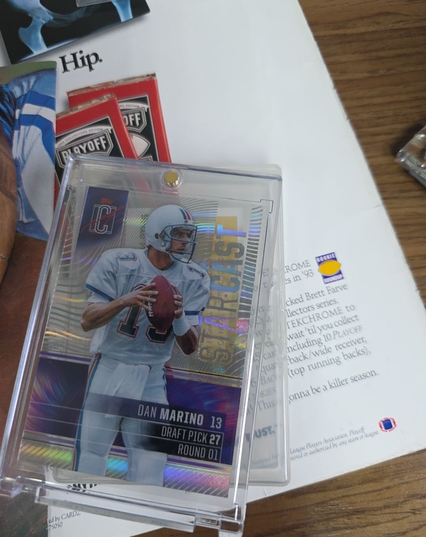 2021 Topps Inception SP Dan Marino — front