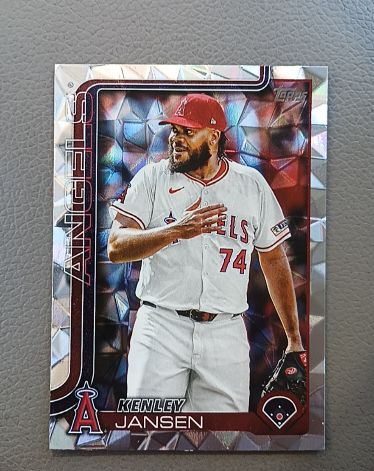 2025 Topps Series 2 #375 Kenley Jansen — front