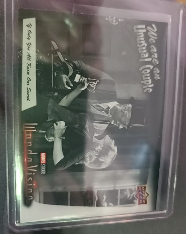 2022 Upper Deck Marvel WandaVision #WV-16 We Are an Unusual Couple — front