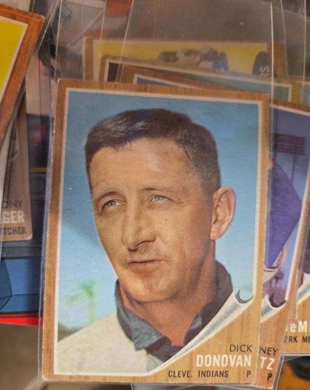 1962 Topps #15 Dick Donovan — front