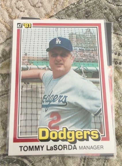 1981 Donruss #420 Tommy Lasorda — front