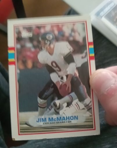 1989 Topps #62 Jim McMahon — front