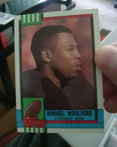 1990 Topps #379 Donnell Woolford — front