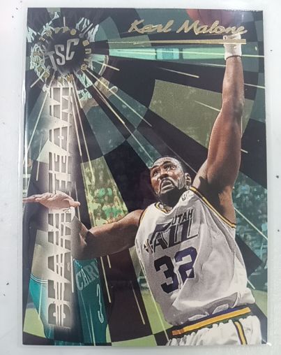 1995-96 Topps Stadium Club Beam Team #BT8 Karl Malone — front