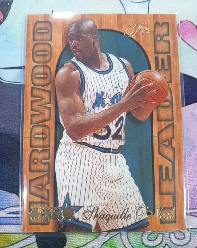 1995-96 Fleer Flair Hardwood Leader #19 Shaquille O'Neal — front