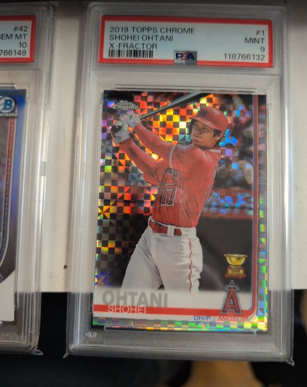 2019 Topps Chrome #1 Shohei Ohtani X-Fractor — front