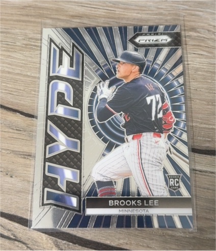 2024 Panini Prizm #10 Brooks Lee Hype — front