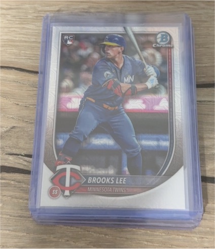 2025 Bowman Chrome #72 Brooks Lee — front
