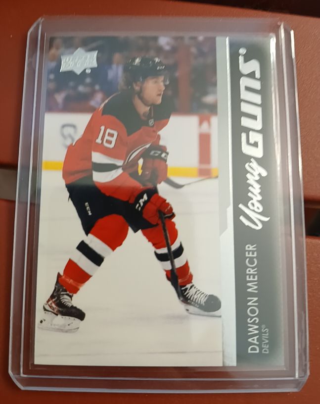 2021-22 Upper Deck Series 2 #459 Dawson Mercer Young Guns Rookie Card — front