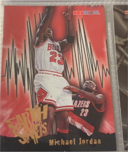 1996 NBA Hoops #358 Michael Jordan Earth Shakers — front
