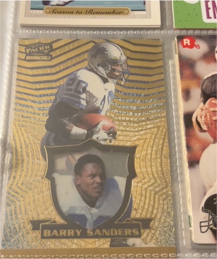 1997 Pacific Invincible #50 Barry Sanders — front