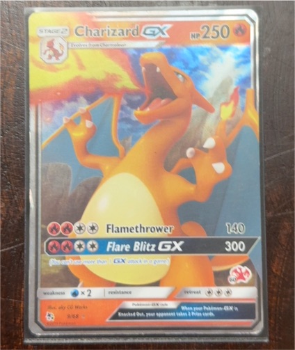 2019 Pokémon TCG Hidden Fates #9 Charizard GX — front