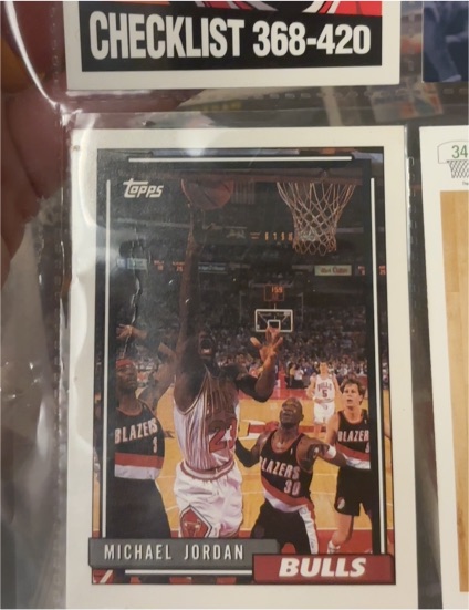 1992 Topps #141 Michael Jordan — front