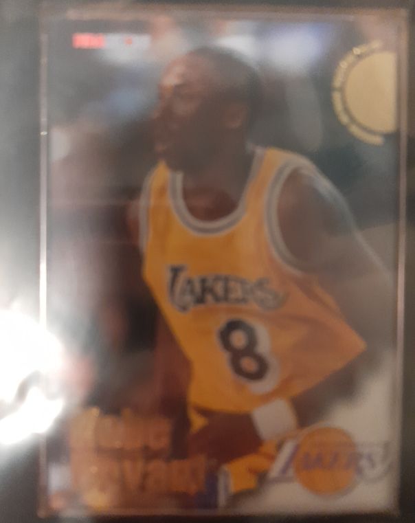 1996 Hoops #281 Kobe Bryant — front