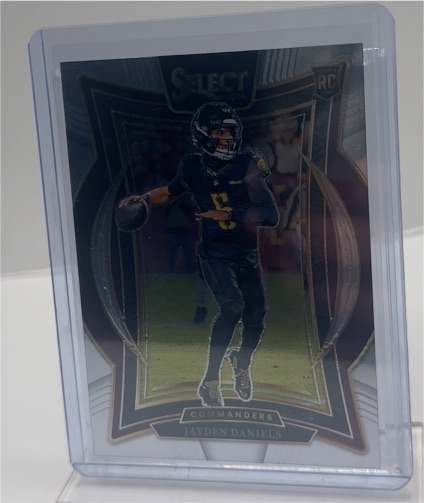 2024 Panini Select #26 Jayden Daniels — front