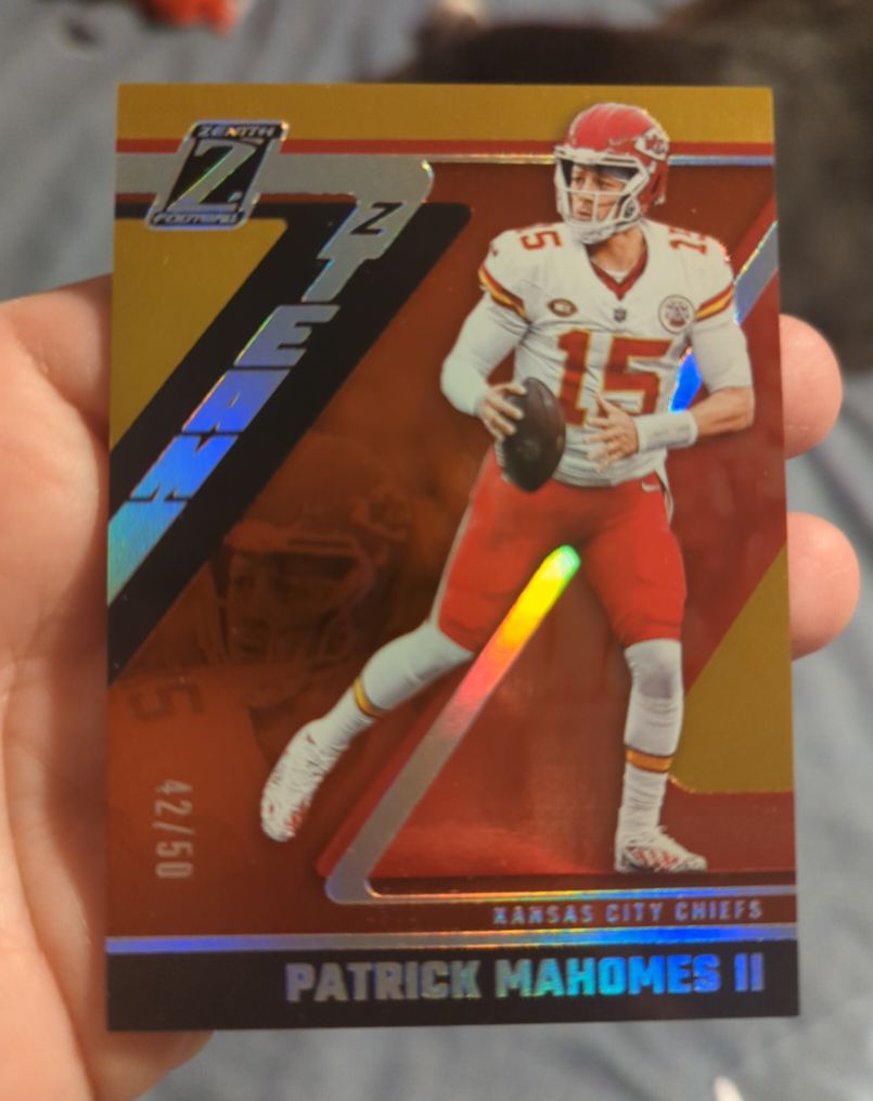2024 Panini Zenith Z-Team #10 Patrick Mahomes II — front