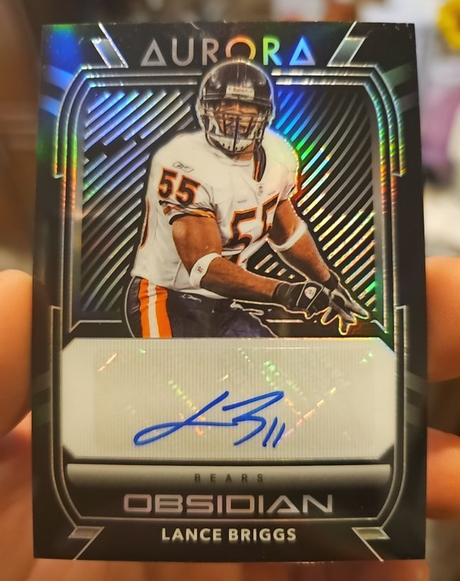 2020 Panini Obsidian Aurora #AA Lance Briggs — front