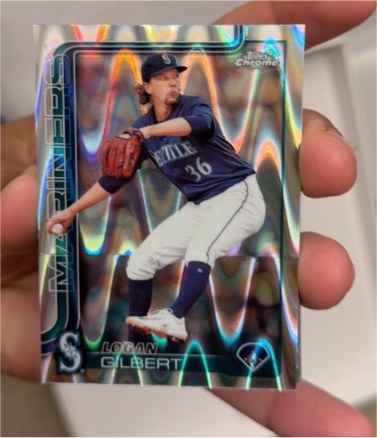 2025 Topps Chrome #11 Logan Gilbert — front