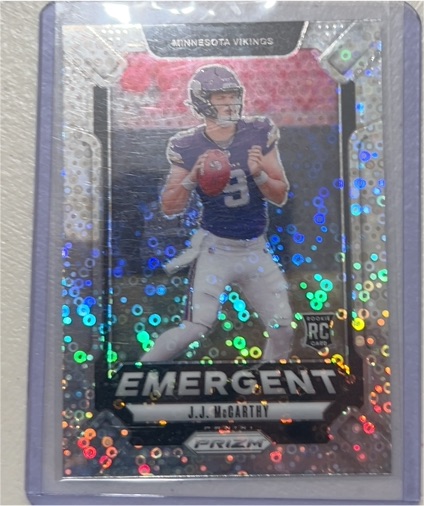 2024 Panini Prizm #19 J.J. McCarthy Emergent — front