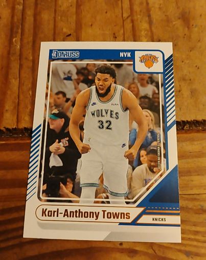 2024-25 Panini Donruss #8 Karl-Anthony Towns — front
