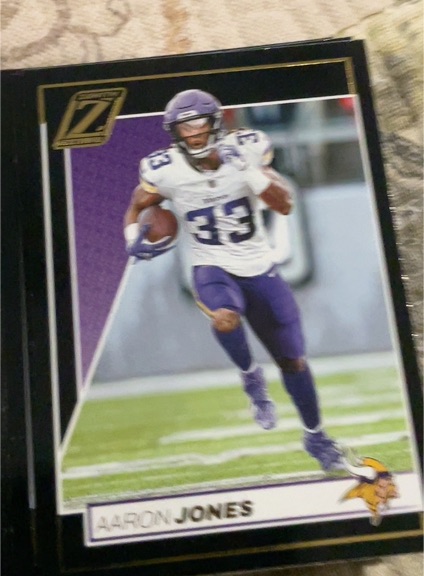 2024 Panini Zenith #64 Aaron Jones — front