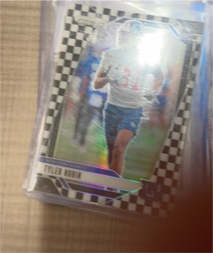 2024 Panini Prizm #310 Tyler Allgeier — front