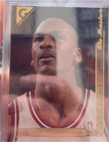 1995 Topps Gallery #10 Michael Jordan — front