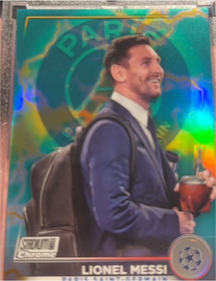 2022-23 Topps Stadium Club Chrome UEFA #80 Lionel Messi — front