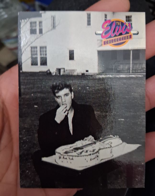 1992 The River Group Elvis Collection #620 Elvis Presley — front