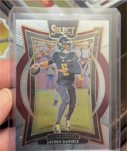 2024 Panini Select #26 Jayden Daniels Concourse Rookie — front