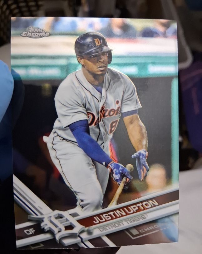 2017 Topps Chrome #154 Justin Upton — front