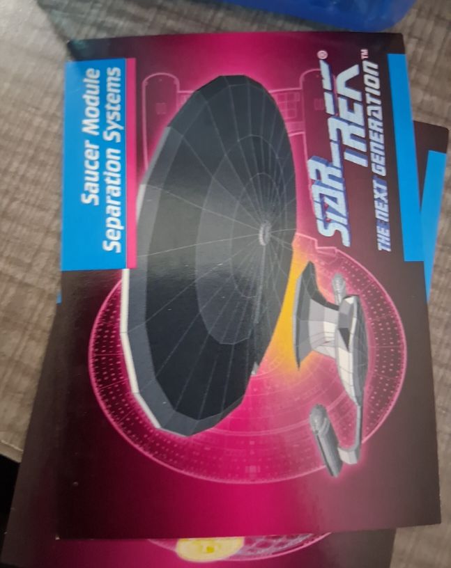 1992 Impel Star Trek The Next Generation #93 Saucer Module Separation Systems — front