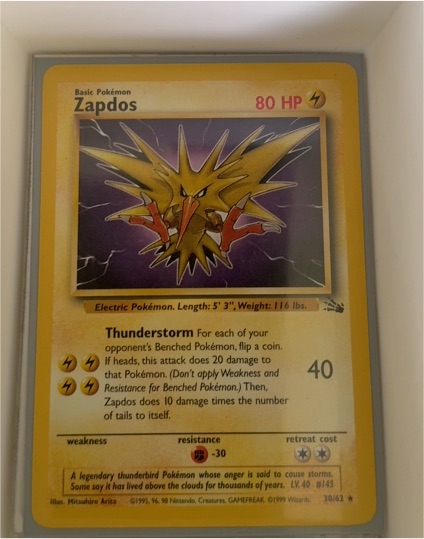 1999 Pokemon Fossil #30 Zapdos — front
