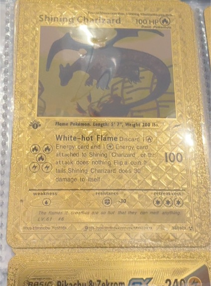 2000 Pokémon #107 Shining Charizard — front