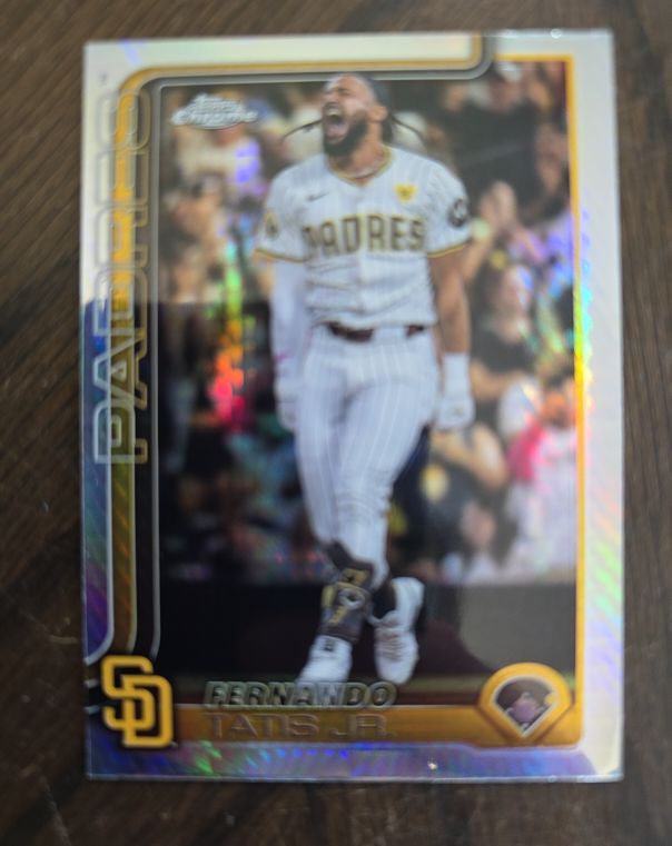 2025 Topps Chrome #159 Fernando Tatis Jr. — front