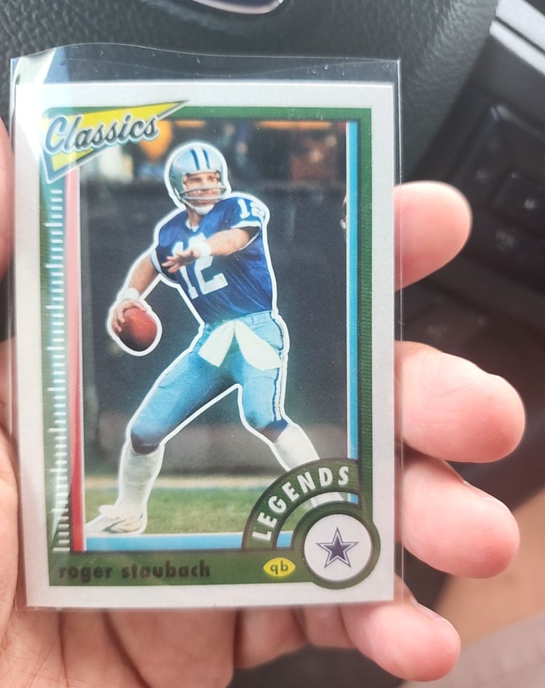 2022 Panini Classics #109 Roger Staubach — front