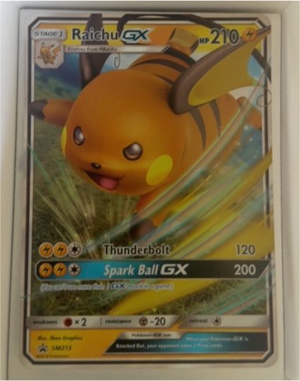 2019 Pokemon TCG Black Star Promo SM213 Raichu GX — front
