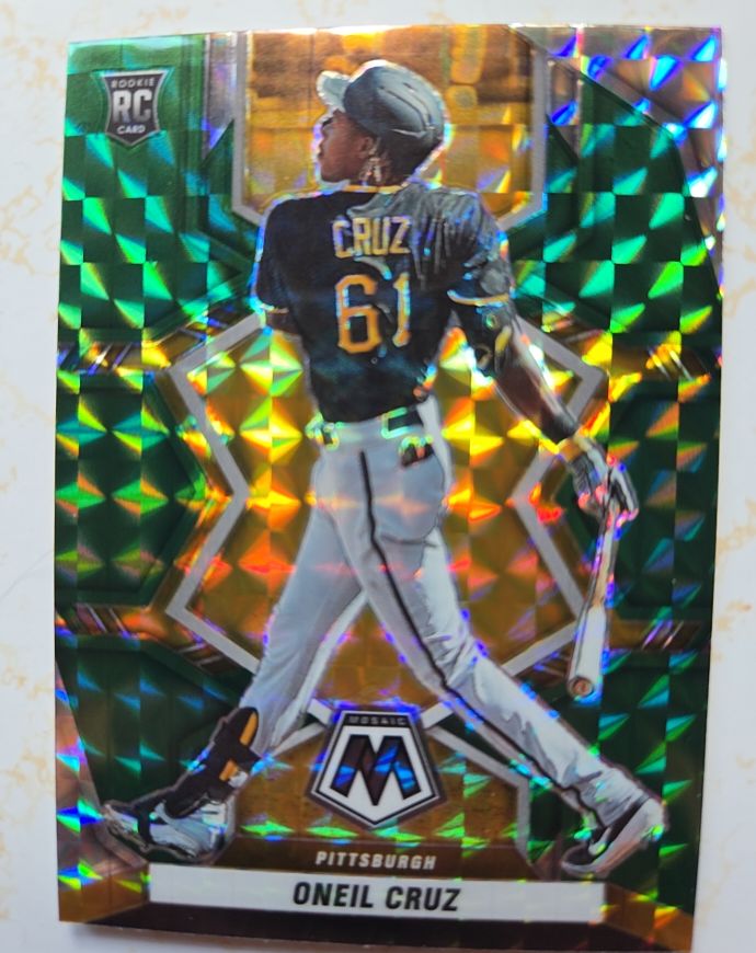 2022 Panini Mosaic #239 Oneil Cruz — front