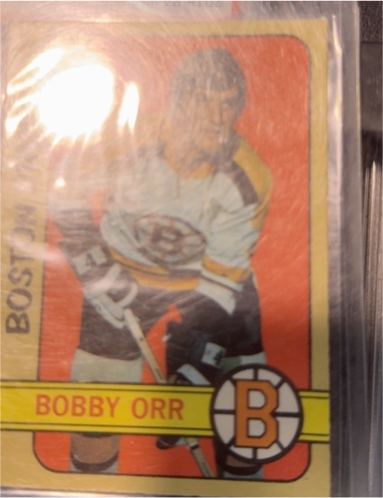 1972-73 Topps Hockey #100 Bobby Orr — front
