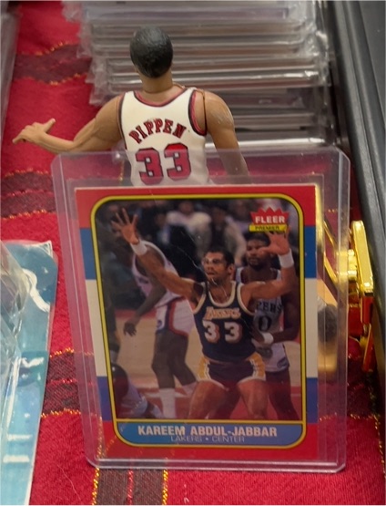 1986-87 Fleer #1 Kareem Abdul-Jabbar — front