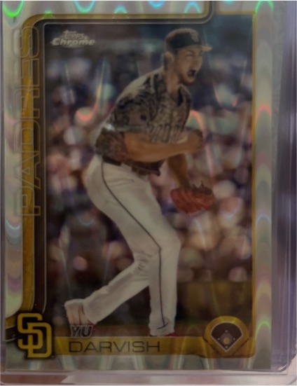 2025 Topps Chrome #186 Yu Darvish — front
